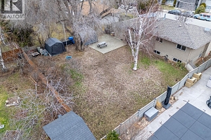 1231 Kelglen Crescent - Photo 55