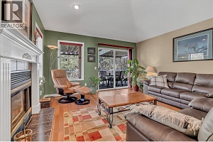 3008 Quail Crescent - Photo 4