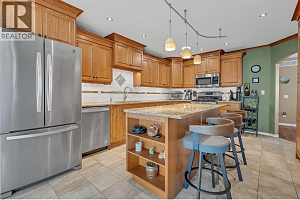 3008 Quail Crescent - Photo 6