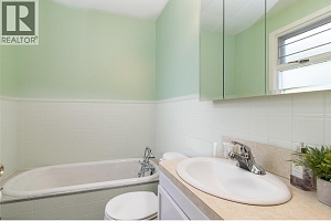 1408 Graham Street - Photo 12