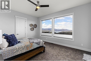 1088 Clarance Avenue - Photo 42