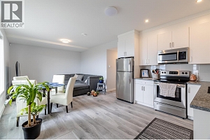 1088 Clarance Avenue - Photo 64