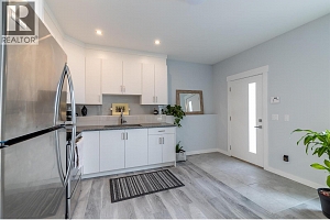 1088 Clarance Avenue - Photo 66