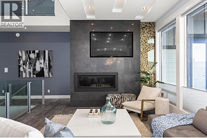 1088 Clarance Avenue - Photo 9