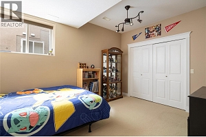 685 Mt York Drive - Photo 40