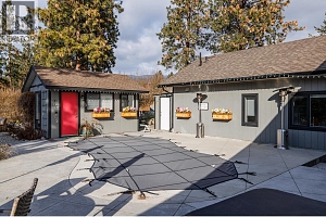 2575 Pineridge Place - Photo 31