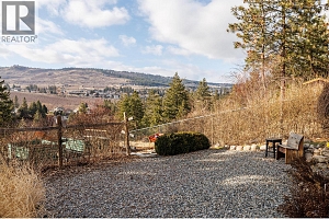 2575 Pineridge Place - Photo 36