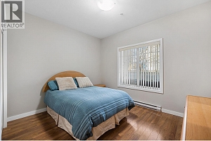 2120 Shannon Ridge Drive Unit# 105 - Photo 12