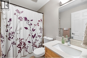 2120 Shannon Ridge Drive Unit# 105 - Photo 13