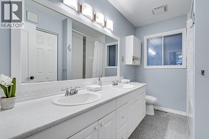 1576 Scott Crescent - Photo 30