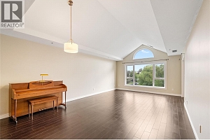 1045 Sutherland Avenue Unit# 323 - Photo 16