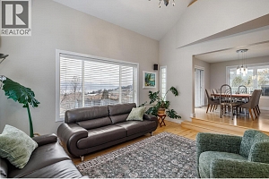 2761 Olalla Road - Photo 2