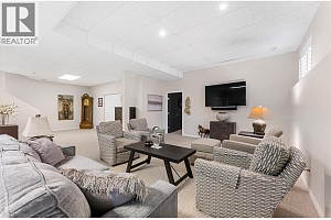 2090 Chilcotin Crescent - Photo 33