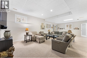 2090 Chilcotin Crescent - Photo 34