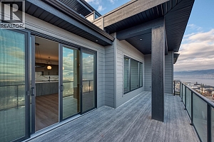 1030 Emslie Street - Photo 24