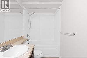 1075 Sunset Drive Unit# 706 - Photo 10