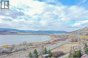 7791 Pleasant Valley Road - Photo 26