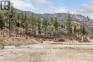 2745 Hewl Road - Photo 37