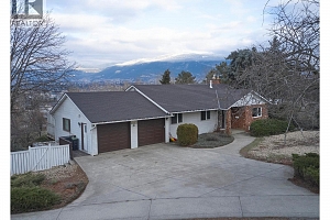 3985 15 Avenue - Photo 2