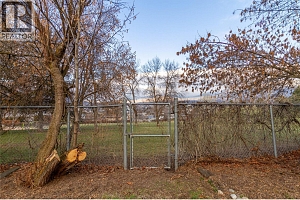 3985 15 Avenue - Photo 49