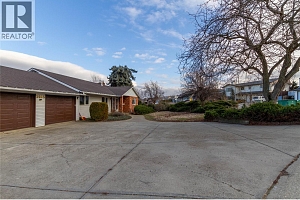 3985 15 Avenue - Photo 50