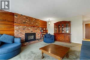 3985 15 Avenue - Photo 6