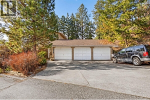 1050 Bartholomew Court - Photo 2