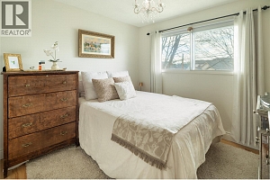 5173 Chute Lake Crescent - Photo 18