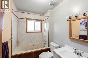 9391 Glenmore Road - Photo 13