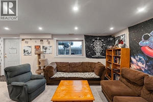 9391 Glenmore Road - Photo 17