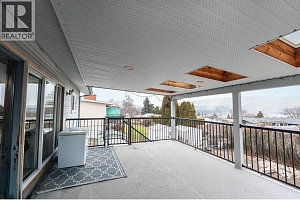 9391 Glenmore Road - Photo 28