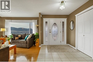 7020 Lakeridge Drive - Photo 6