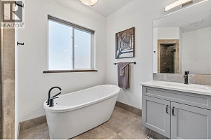 714 Lake Court - Photo 17