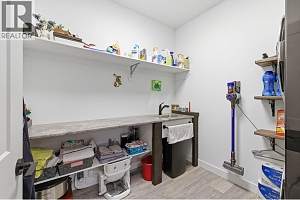 714 Lake Court - Photo 27