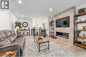 714 Lake Court - Photo 3