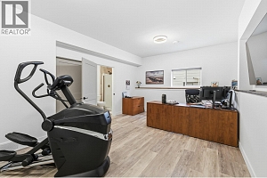 714 Lake Court - Photo 30