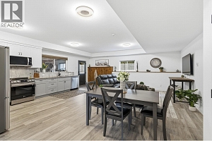 714 Lake Court - Photo 34