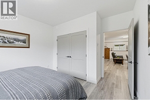 714 Lake Court - Photo 45