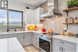 714 Lake Court - Photo 9