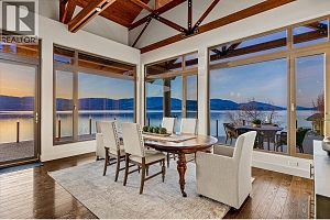 5560 Lakeshore Road - Photo 24