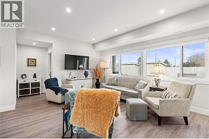 6453 Okanagan Landing Road - Photo 12