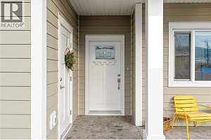 6453 Okanagan Landing Road - Photo 34