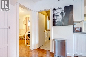 2245 Shuswap Avenue - Photo 19