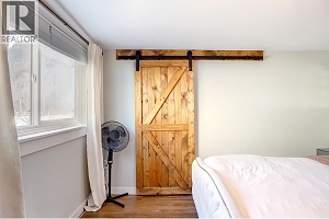 2245 Shuswap Avenue - Photo 46