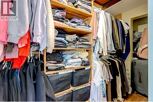 2245 Shuswap Avenue - Photo 48