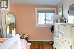 2245 Shuswap Avenue - Photo 49