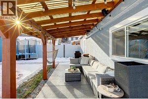 2245 Shuswap Avenue - Photo 63