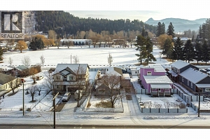 2245 Shuswap Avenue - Photo 75