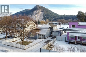 2245 Shuswap Avenue - Photo 79