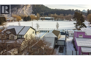 2245 Shuswap Avenue - Photo 89